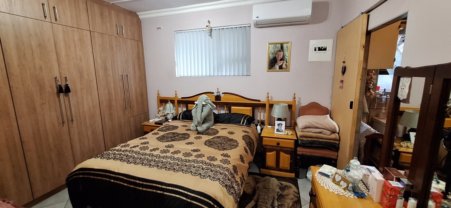 4 Bedroom Property for Sale in Riversdale Western Cape